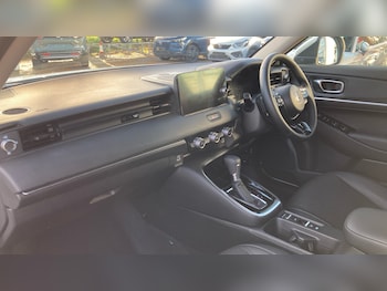 Used Honda HR-V 2022 for sale - 76209217: Photo 2