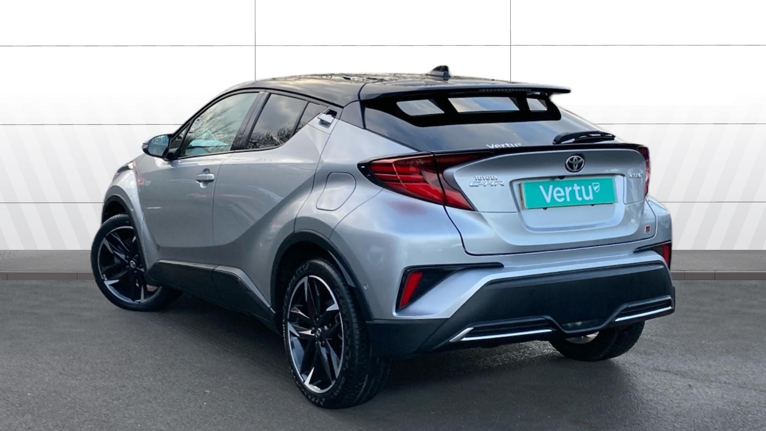 Used Toyota C-HR 2022 for sale - 76908495: Photo 2