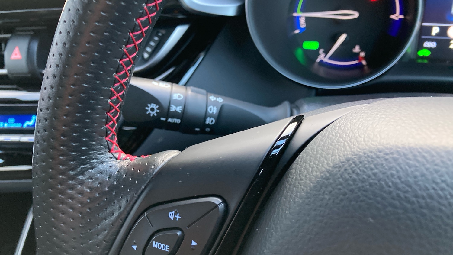 Used Toyota C-HR 2022 for sale - 76908495: Photo 35