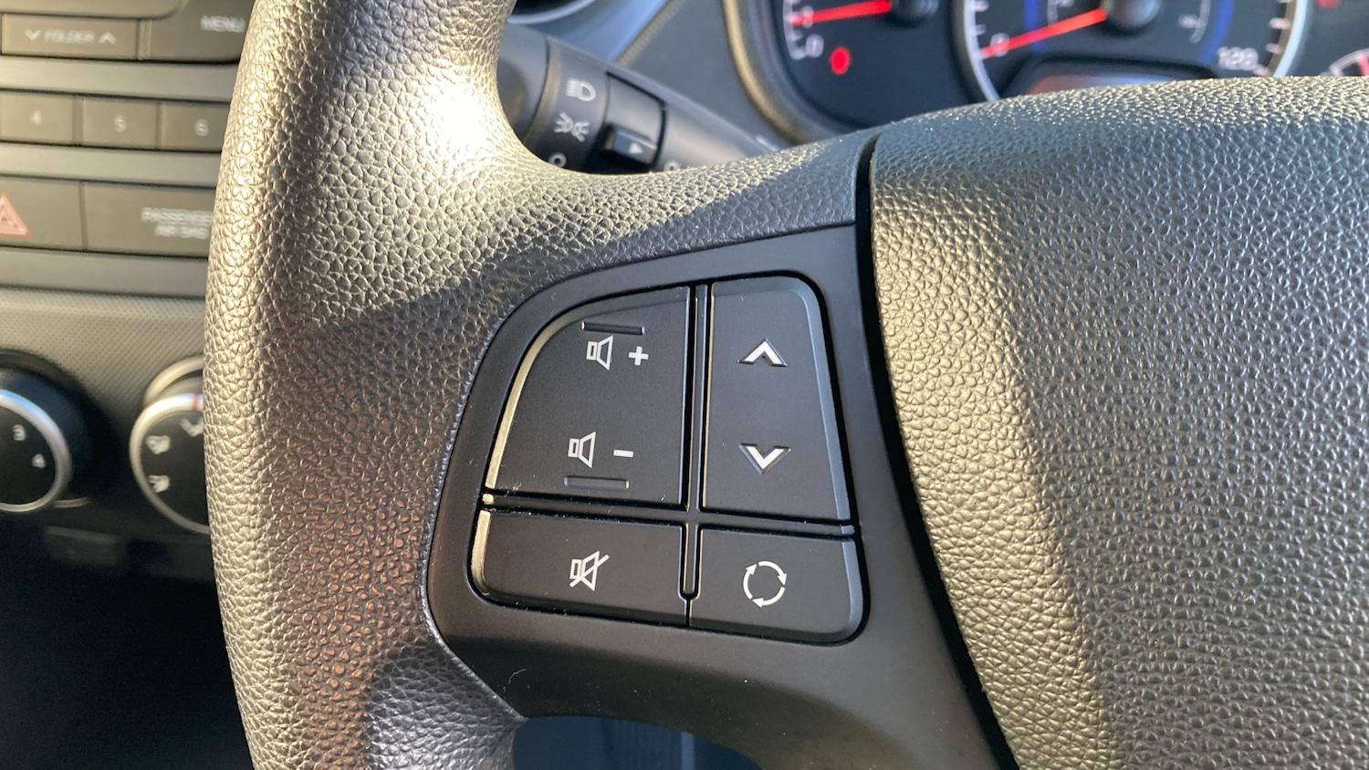 Used Hyundai i10 2017 for sale - 76765055: Photo 22