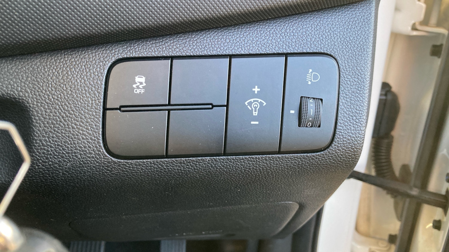 Used Hyundai i10 2017 for sale - 76765055: Photo 28