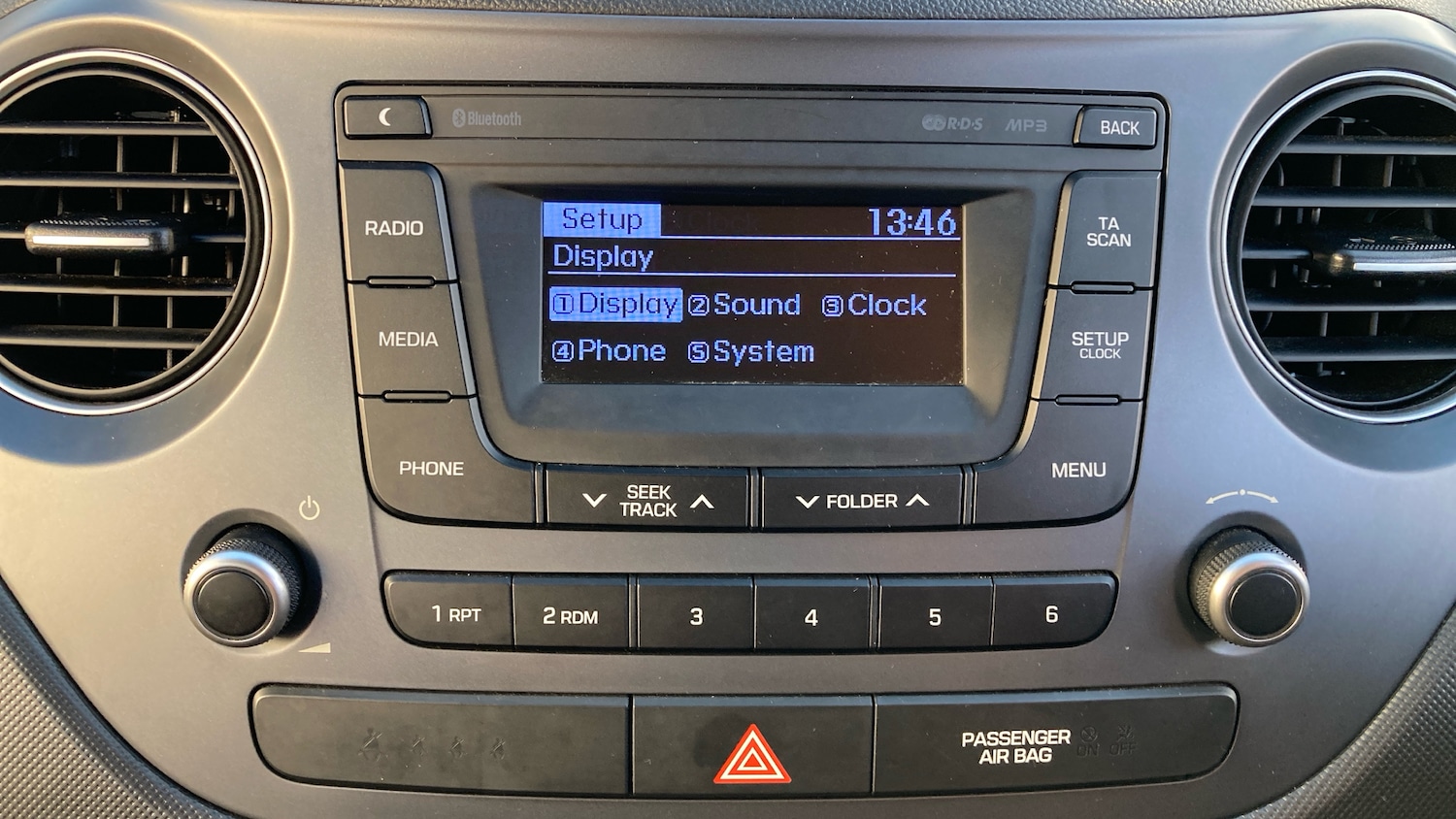 Used Hyundai i10 2017 for sale - 76765055: Photo 32