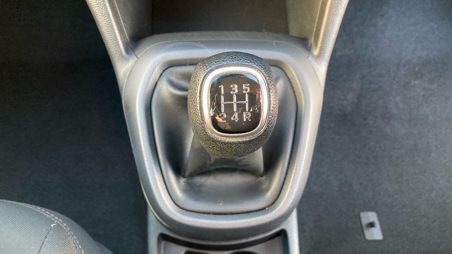 Used Hyundai i10 2017 for sale - 76765055: Photo 36