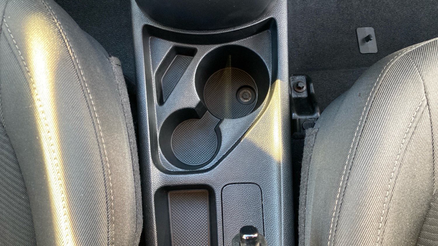 Used Hyundai i10 2017 for sale - 76765055: Photo 37