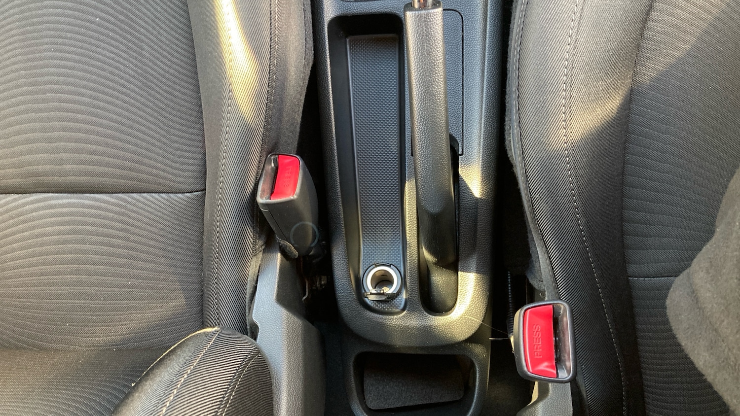 Used Hyundai i10 2017 for sale - 76765055: Photo 38