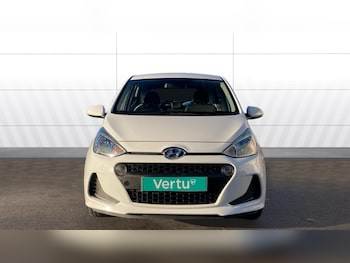 Used Hyundai i10 2017 for sale - 76765055: Photo