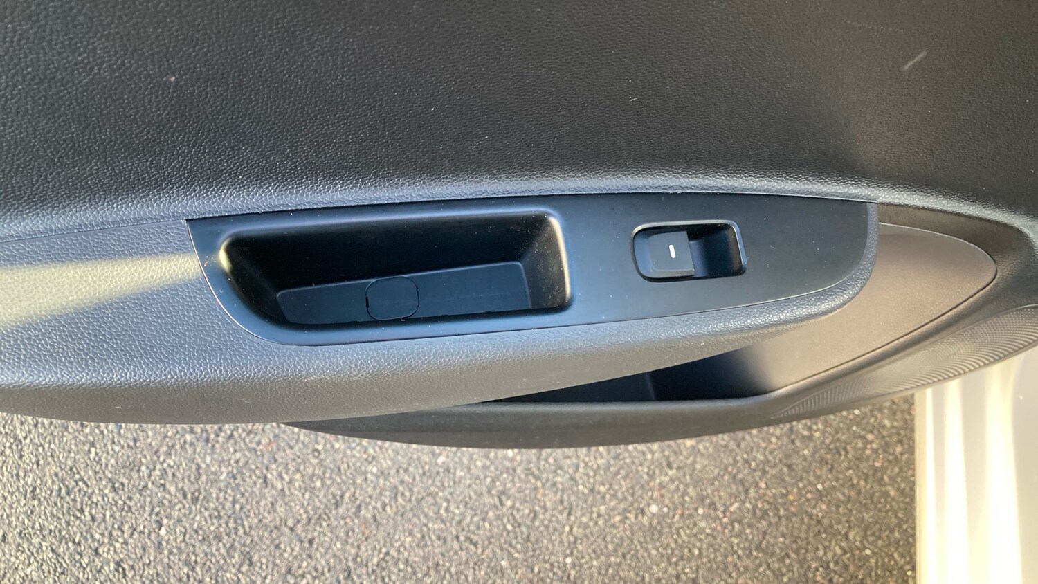 Used Hyundai i10 2017 for sale - 76765055: Photo 43