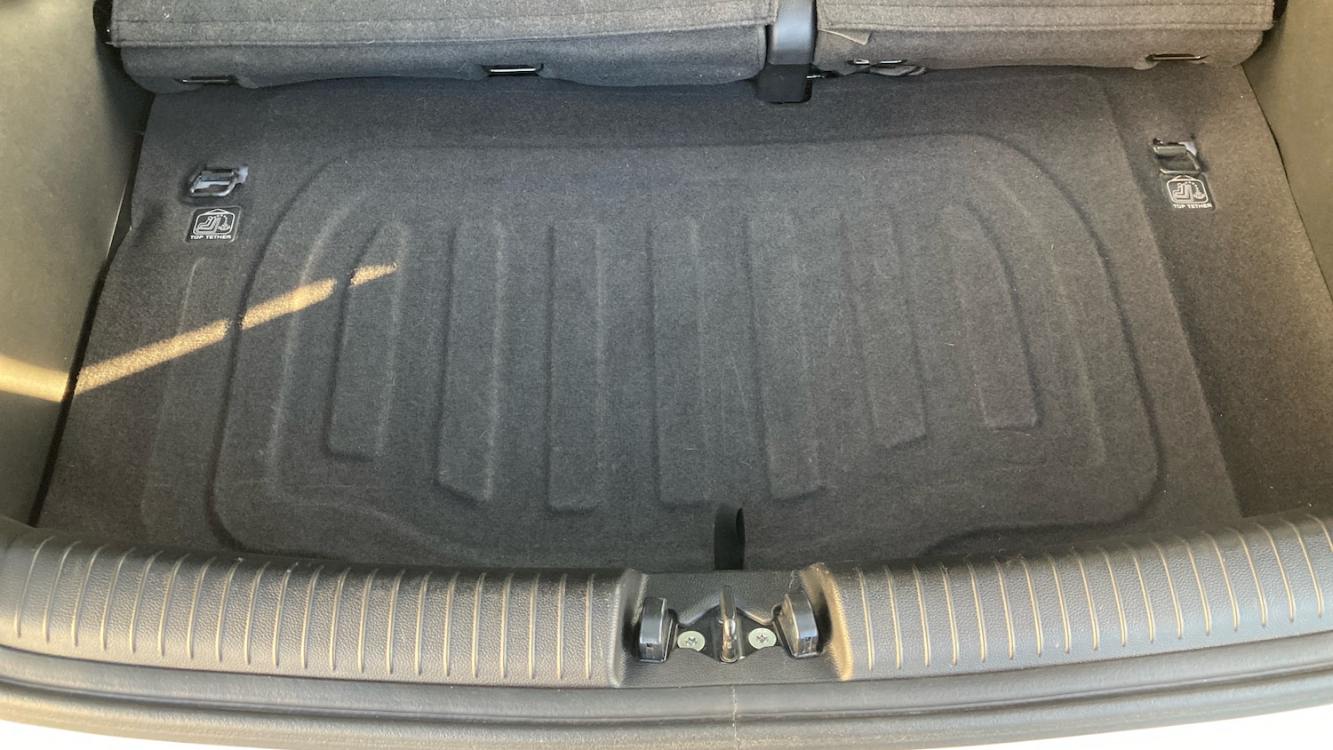 Used Hyundai i10 2017 for sale - 76765055: Photo 48