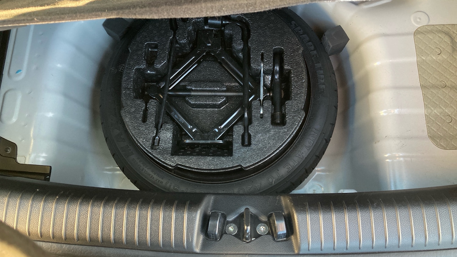 Used Hyundai i10 2017 for sale - 76765055: Photo 49