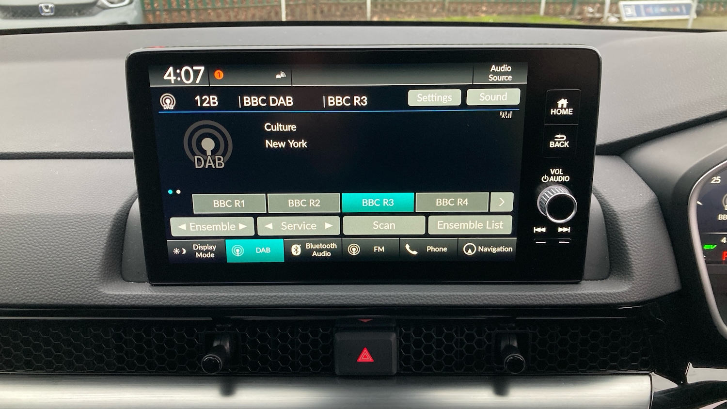 Used Honda CR-V 2025 for sale - 77606345: Photo 24