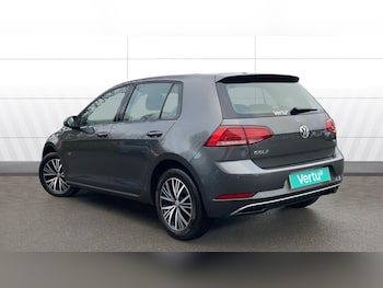 Used Volkswagen Golf 2017 for sale - 77438095: Photo