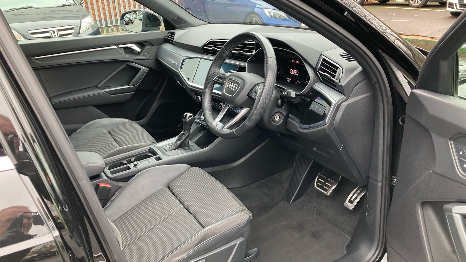 Used Audi Q3 2019 for sale - 76719161: Photo 39