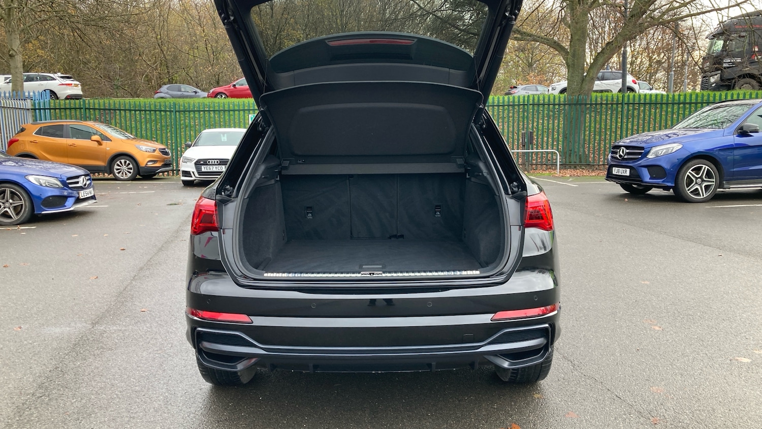 Used Audi Q3 2019 for sale - 76719161: Photo 4