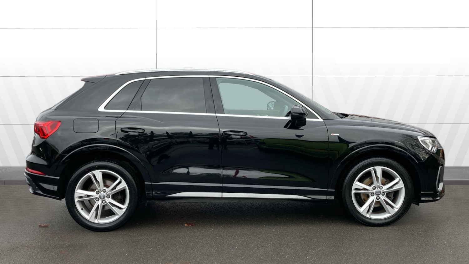 Used Audi Q3 2019 for sale - 76719161: Photo 5