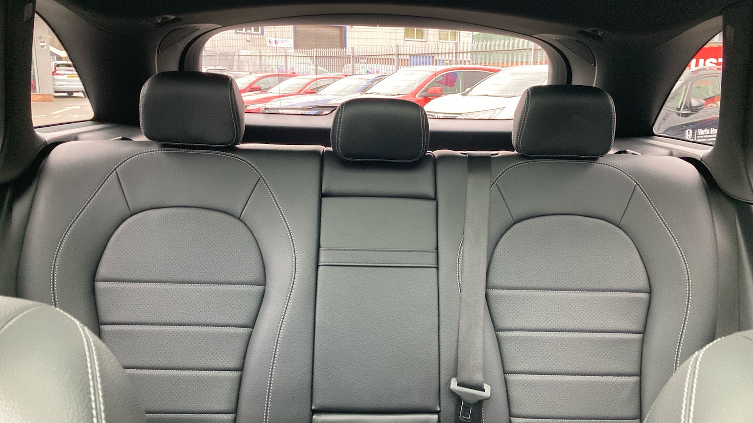 Used Mercedes-Benz GLC 2018 for sale - 76127980: Photo 15