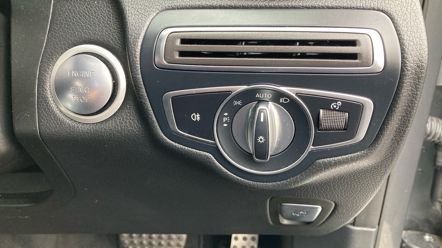 Used Mercedes-Benz GLC 2018 for sale - 76127980: Photo 26