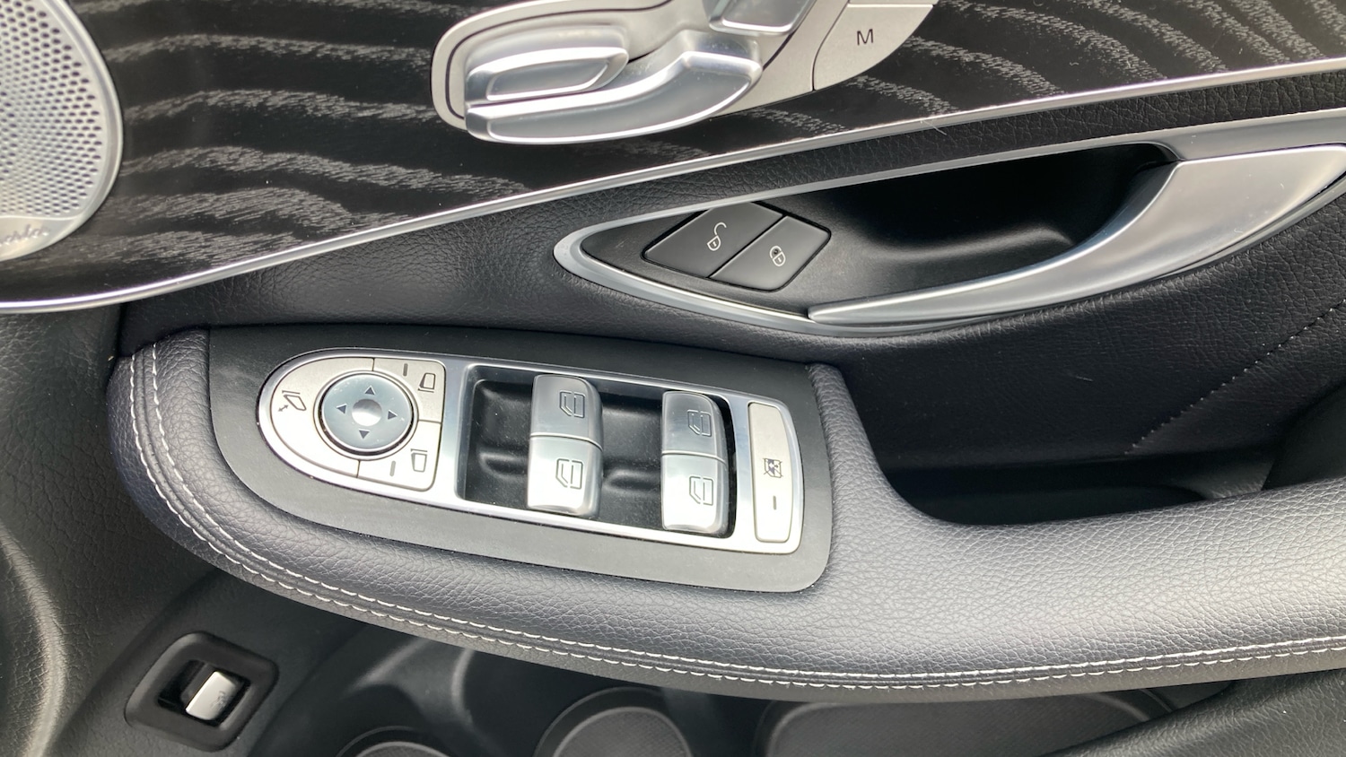 Used Mercedes-Benz GLC 2018 for sale - 76127980: Photo 53