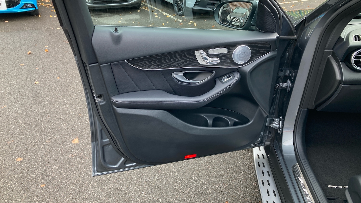 Used Mercedes-Benz GLC 2018 for sale - 76127980: Photo 84