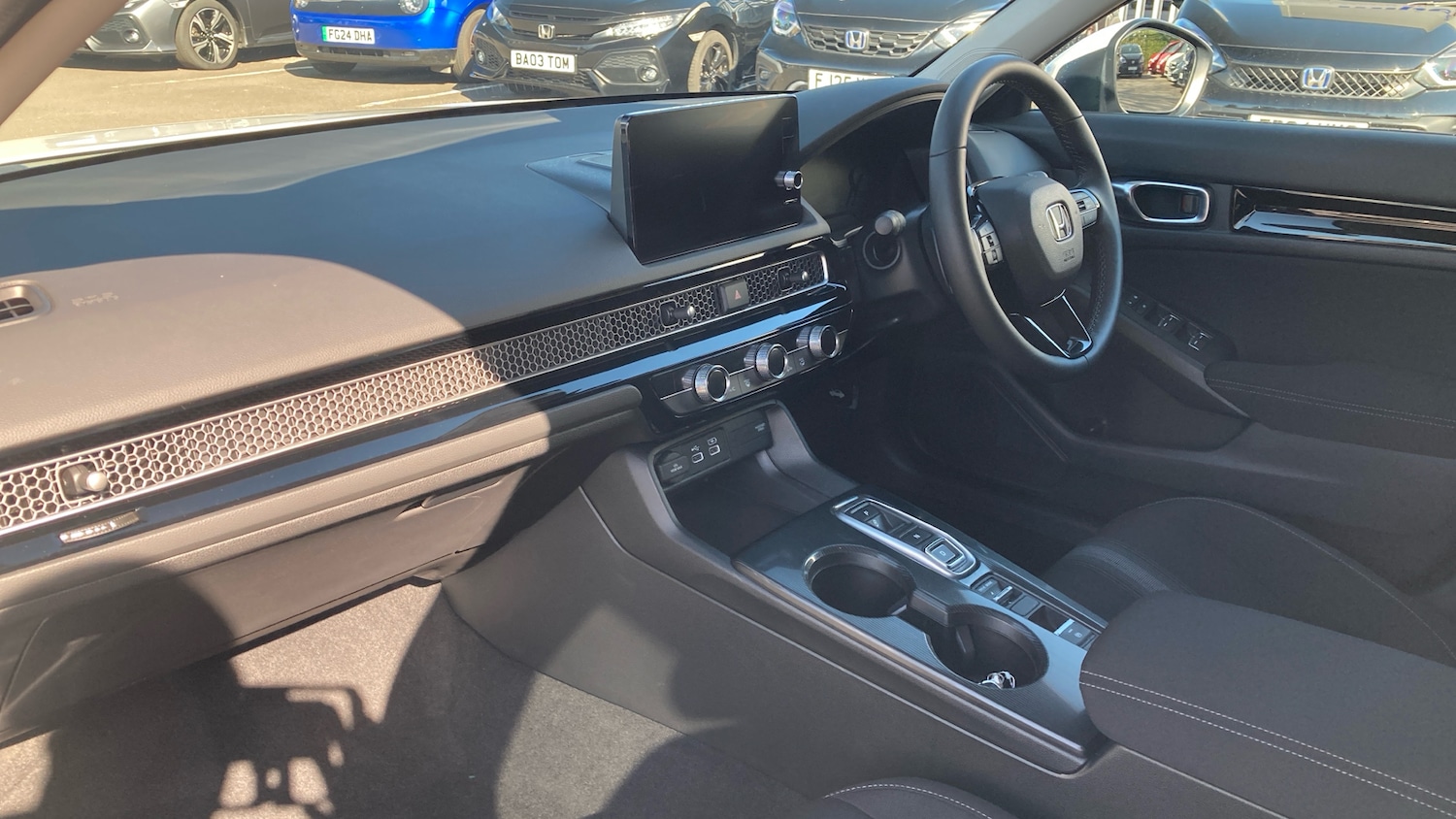 Used Honda Civic 2025 for sale - 77935128: Photo 2