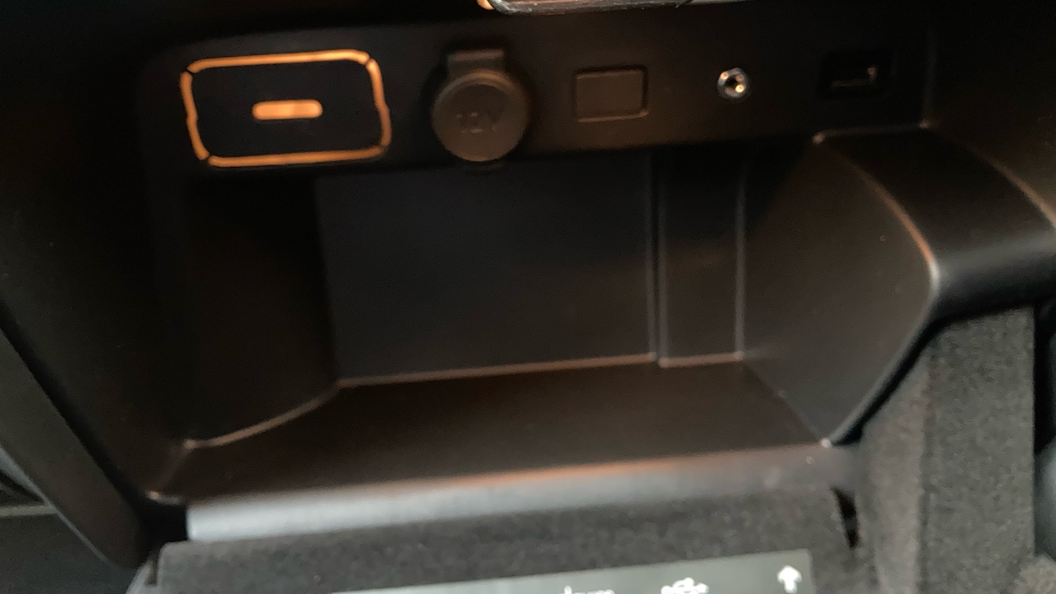 Used Citroen C4 2019 for sale - 76637593: Photo 38