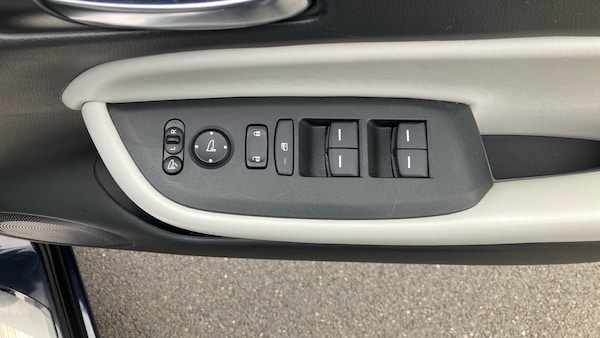 Used Honda Jazz 2023 for sale - 76265908: Photo 43
