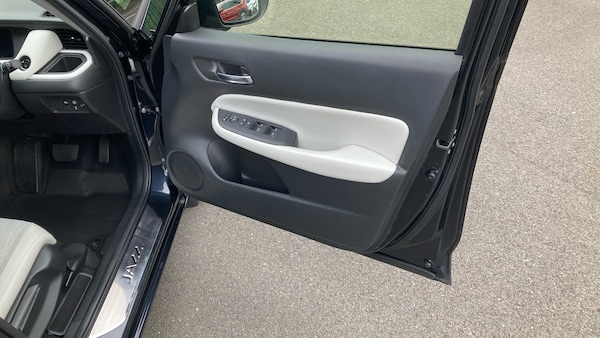 Used Honda Jazz 2023 for sale - 76265908: Photo 44