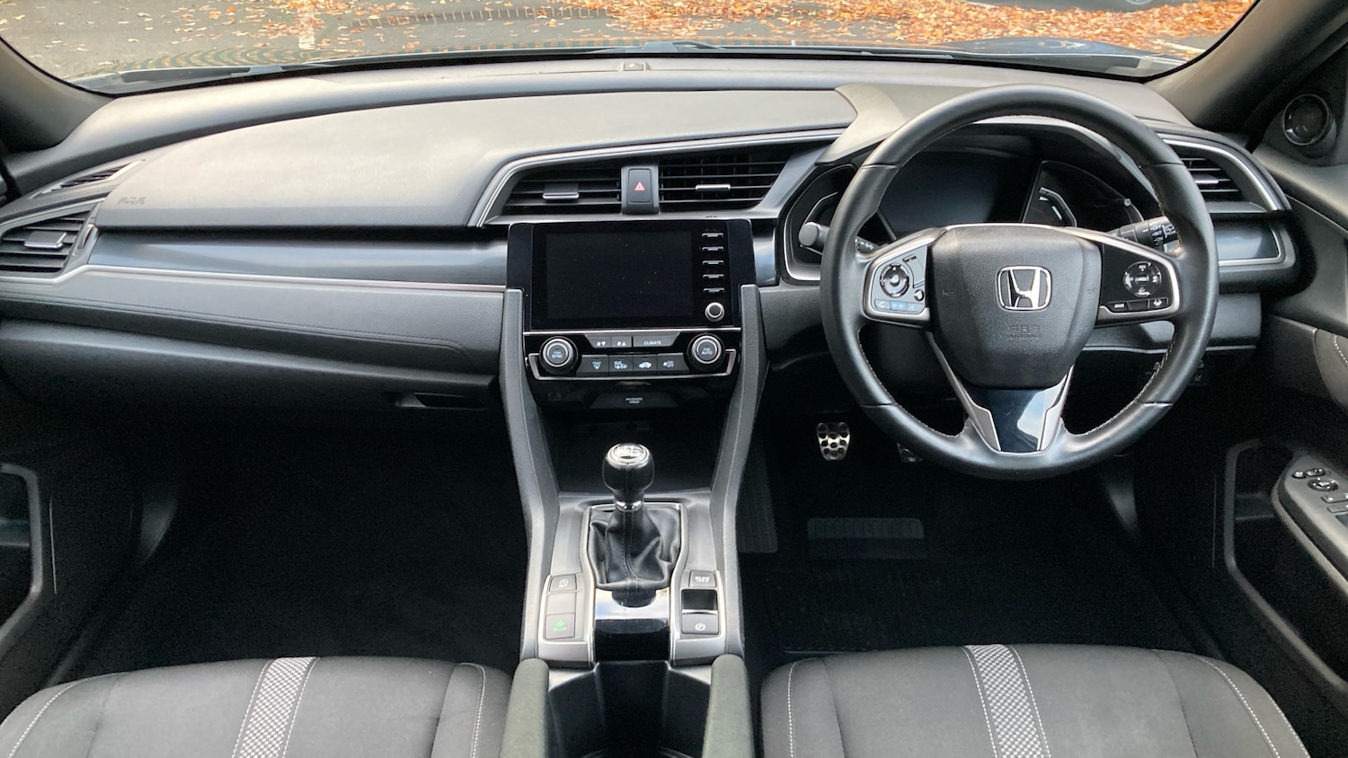 Used Honda Civic 2021 for sale - 76402357: Photo 4