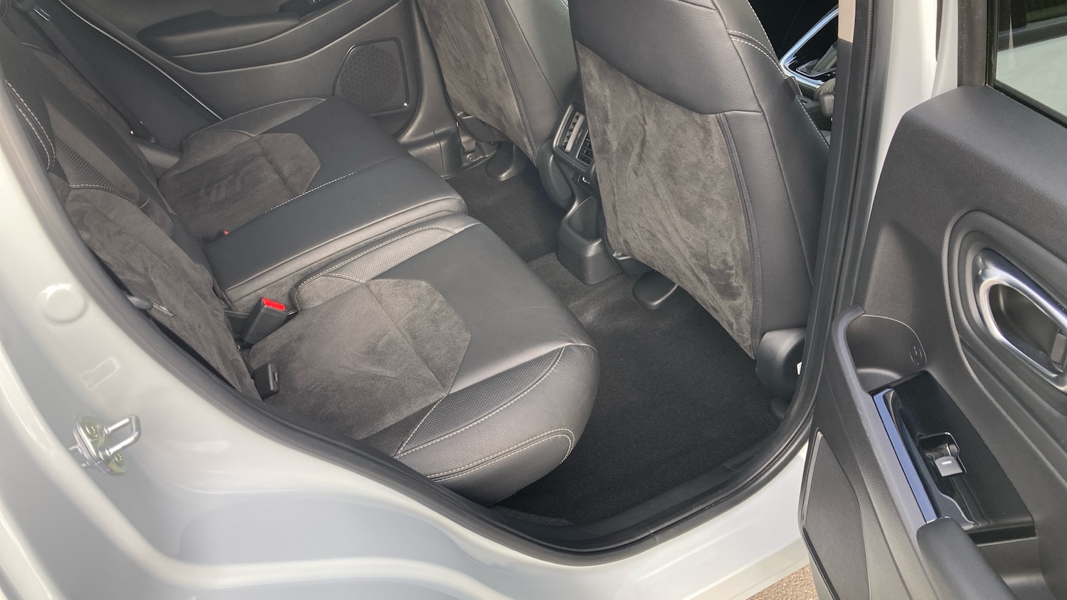 Used Honda HR-V 2022 for sale - 77968493: Photo 32