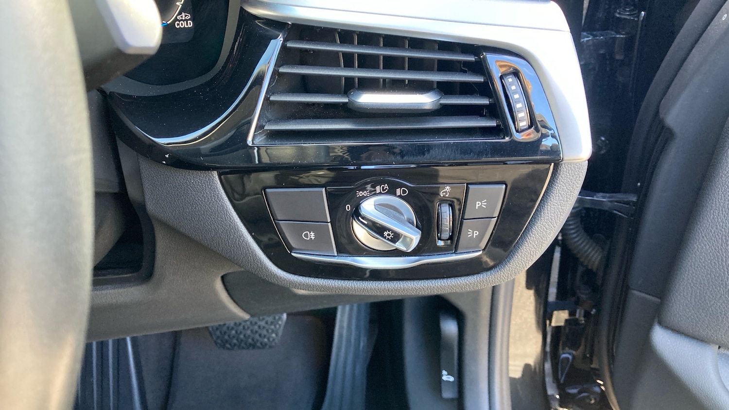 Used BMW 5 Series 2021 for sale - 77917142: Photo 38