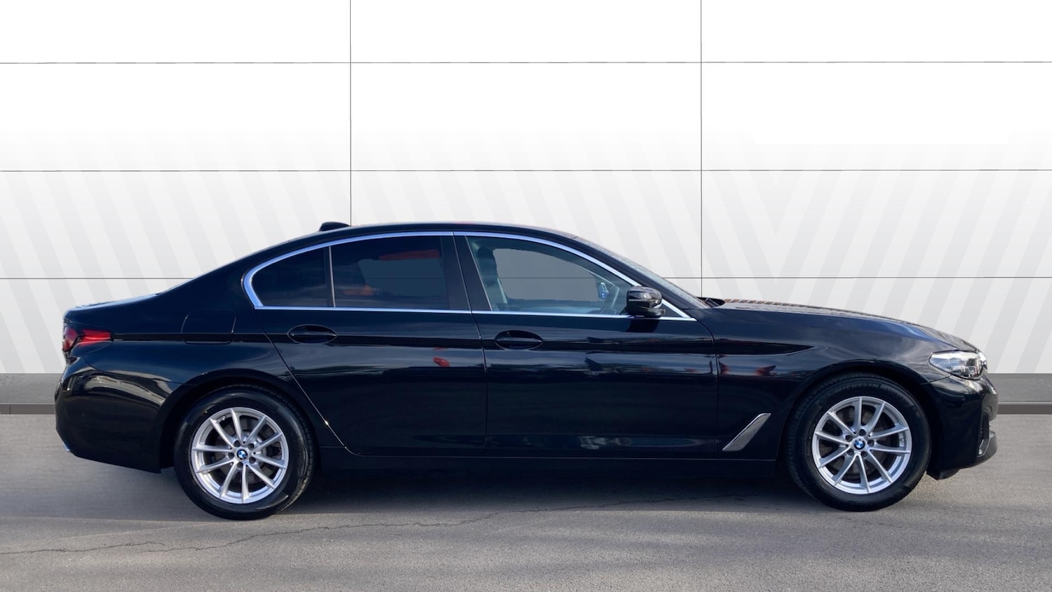 Used BMW 5 Series 2021 for sale - 77917142: Photo 5