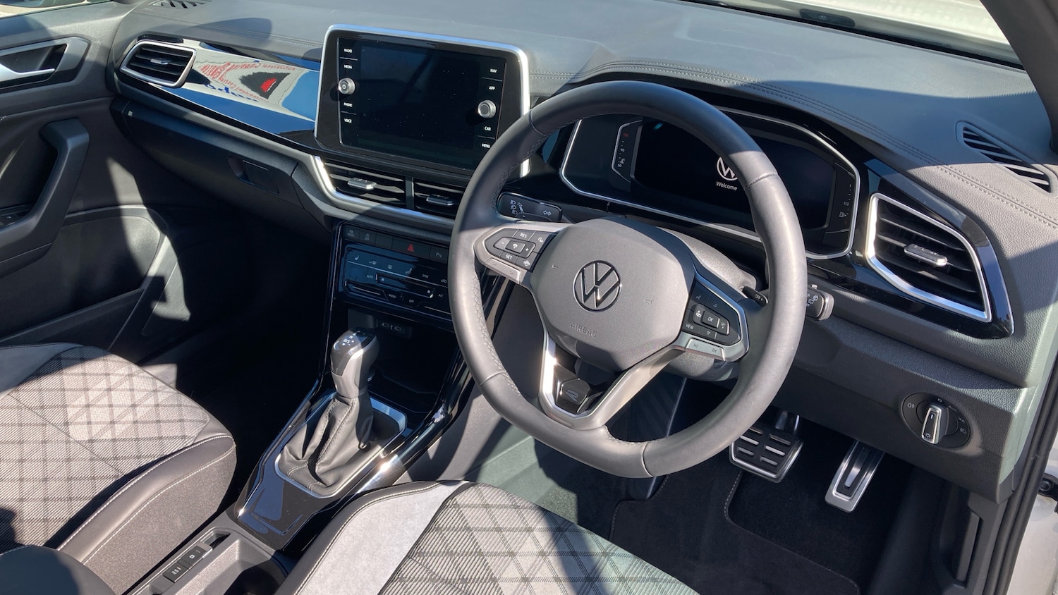 Used Volkswagen T-Roc 2023 for sale - 78198713: Photo 11