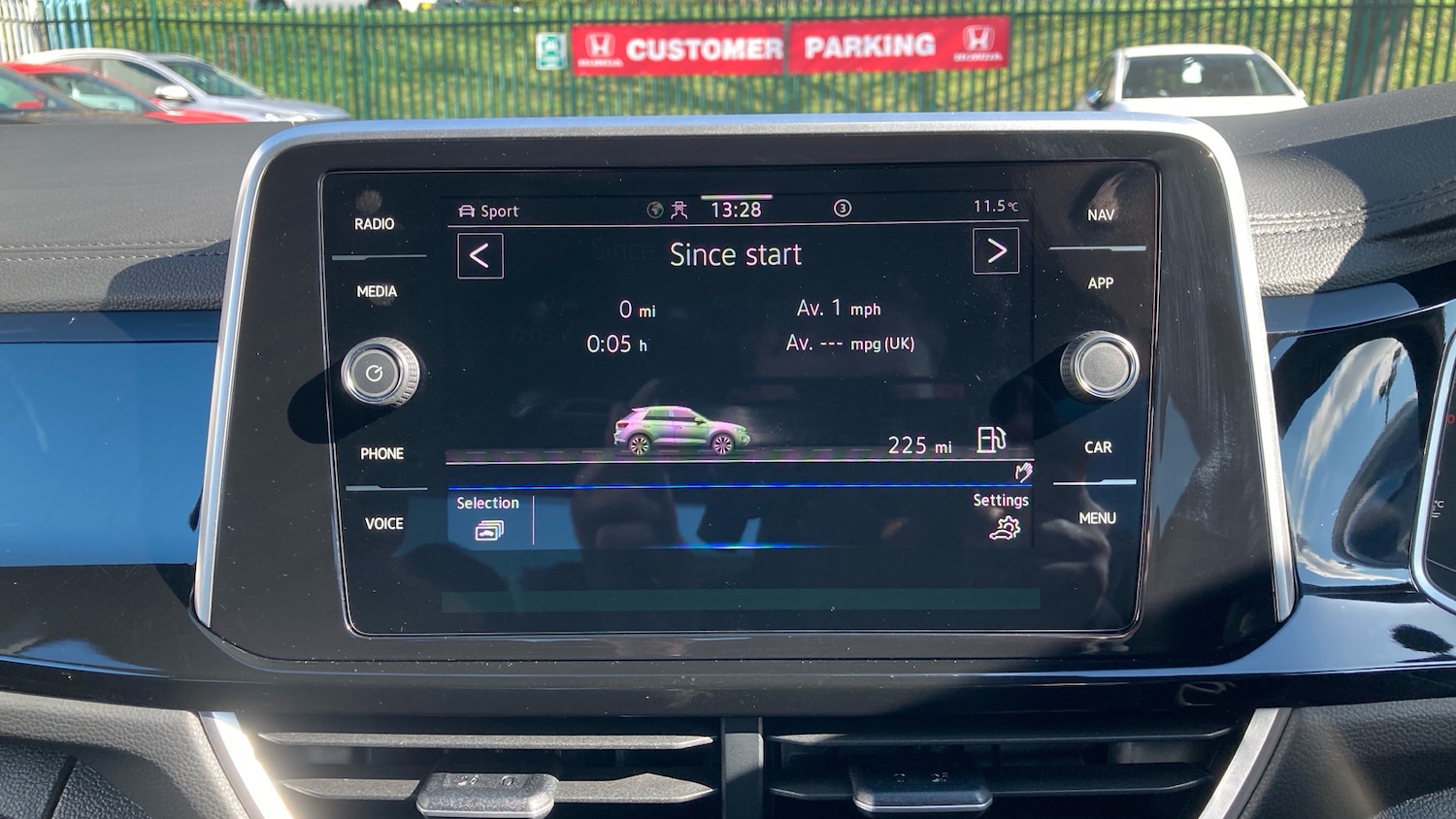 Used Volkswagen T-Roc 2023 for sale - 78198713: Photo 23