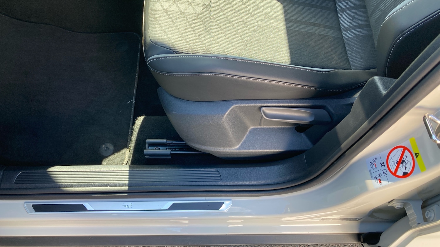 Used Volkswagen T-Roc 2023 for sale - 78198713: Photo 48