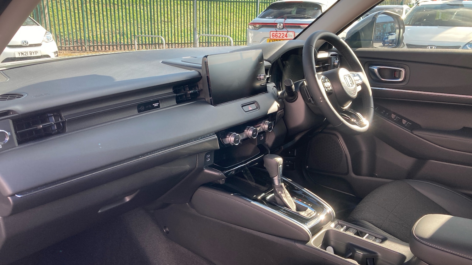 Used Honda HR-V 2025 for sale - 78122302: Photo 2