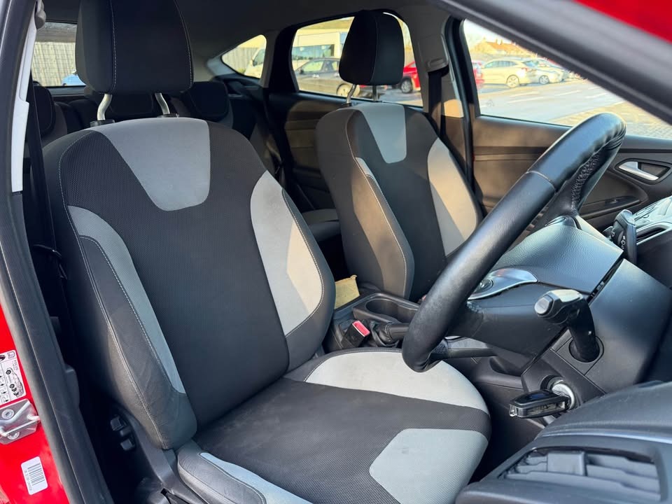 Used Ford Focus 2014 for sale - 76923125: Photo 11