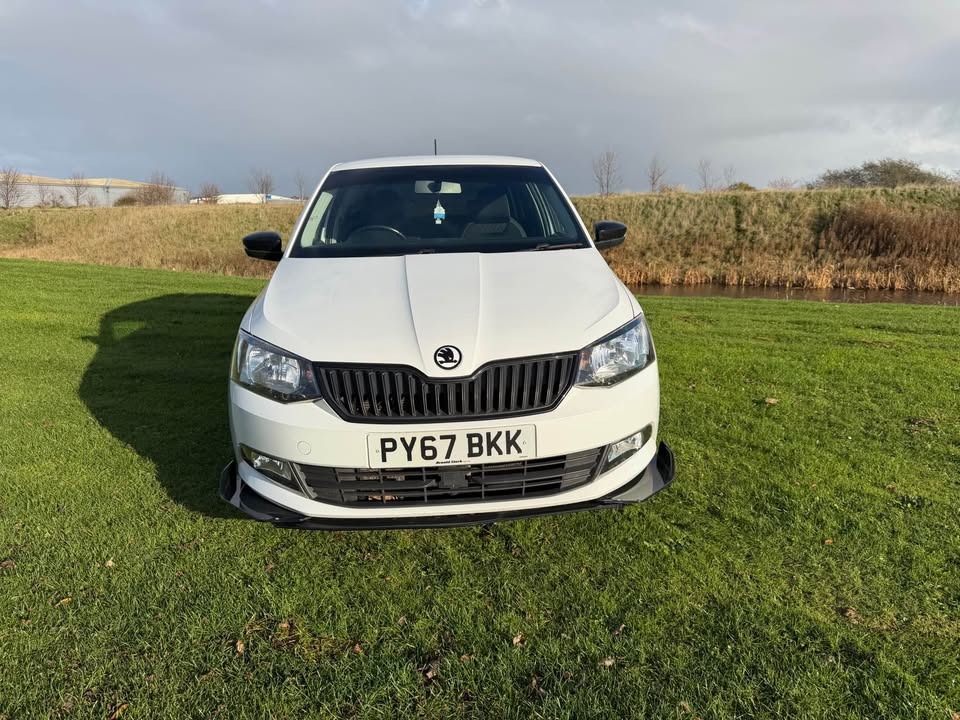 Used Skoda Fabia 2017 for sale - 76922140: Photo 2