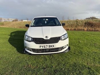 Used Skoda Fabia 2017 for sale - 76922140: Photo