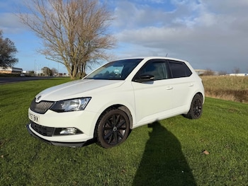 Used Skoda Fabia 2017 for sale - 76922140: Photo