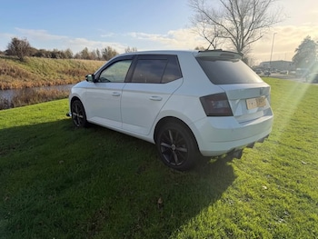 Used Skoda Fabia 2017 for sale - 76922140: Photo
