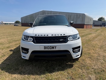 Used Land Rover Range Rover Sport 2015 for sale - 79402012: Photo