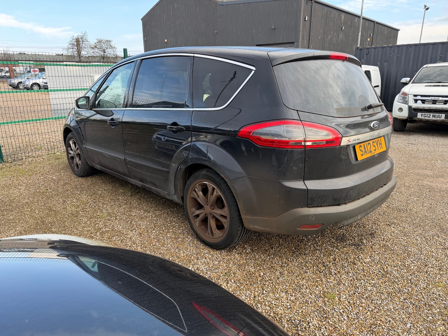 Used Ford S-Max 2012 for sale - 77789108: Photo 2