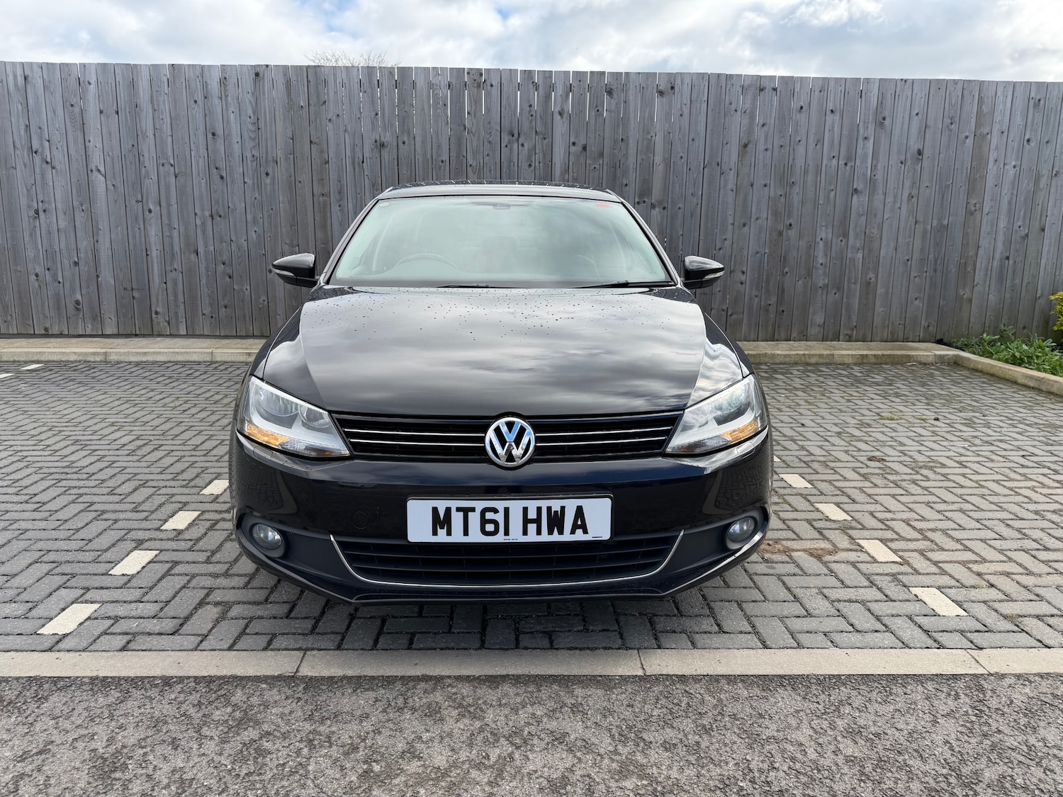 Used Volkswagen Jetta 2011 for sale - 78085088: Photo 2