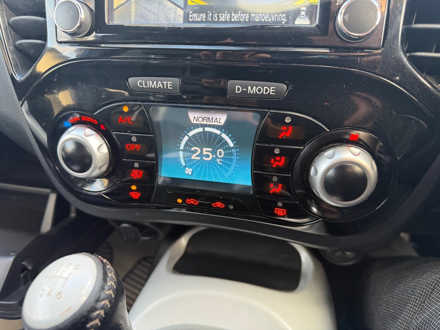 Used Nissan Juke 2015 for sale - 77196499: Photo 14