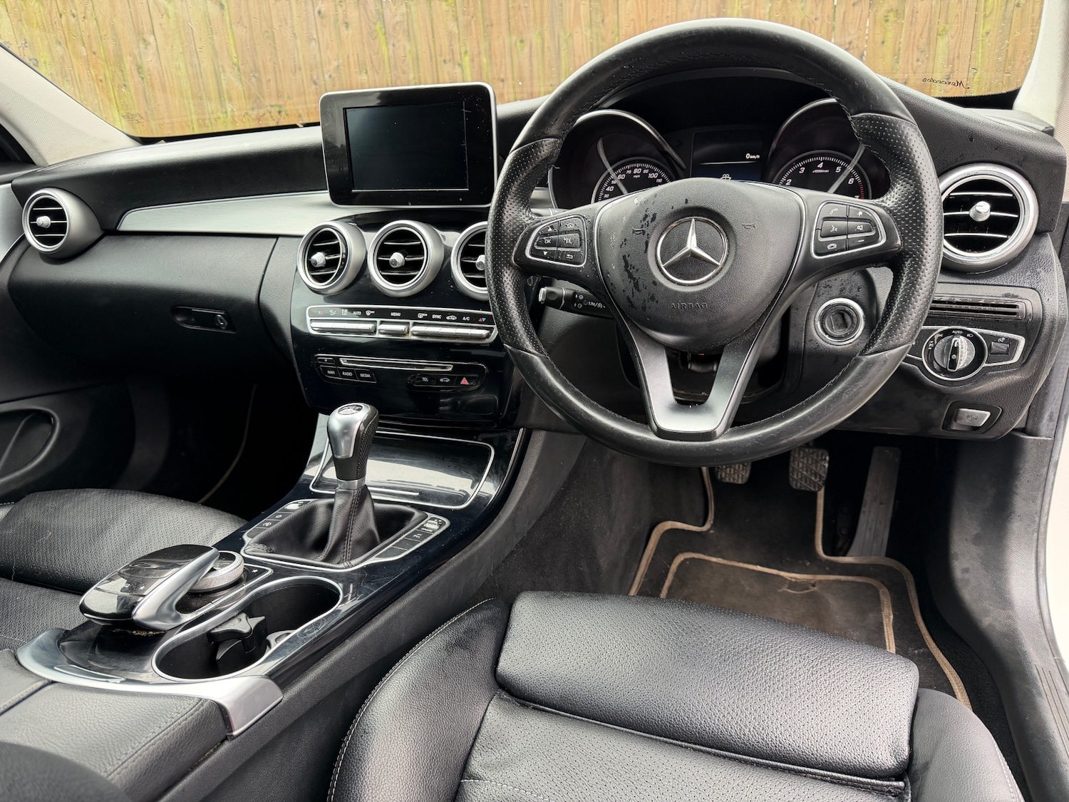 Used Mercedes-Benz C Class 2016 for sale - 77545943: Photo 11