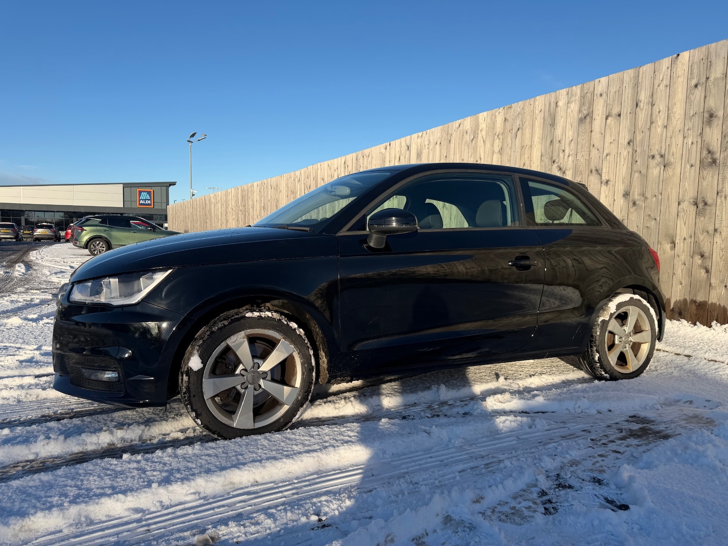 Used Audi A1 2017 for sale - 77104645: Photo 4