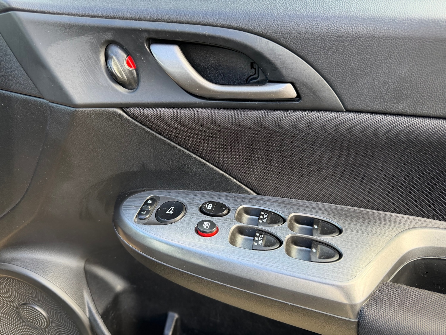 Used Honda Civic 2010 for sale - 77819034: Photo 16