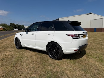 Used Land Rover Range Rover Sport 2015 for sale - 79278007: Photo
