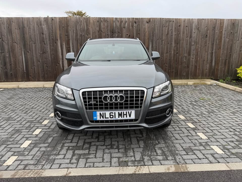 Used Audi Q5 2011 for sale - 76919806: Photo 2
