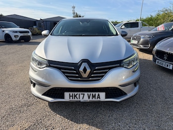 Used Renault Megane 2017 for sale - 79535211: Photo