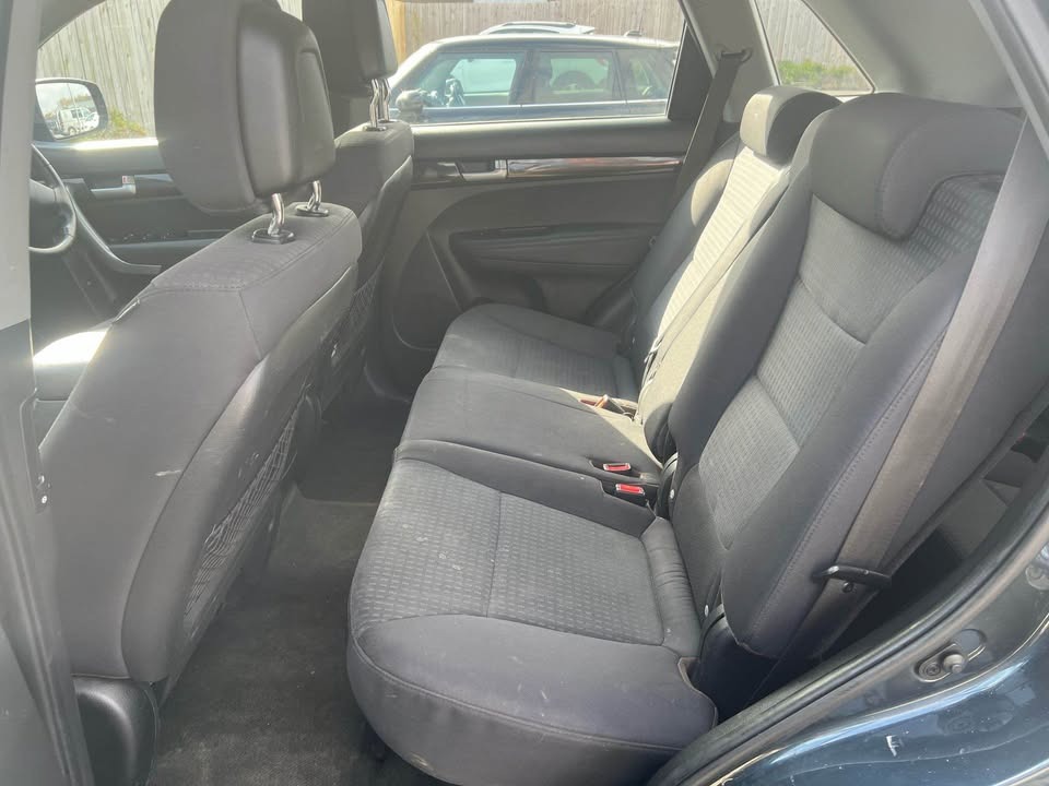 Used Kia Sorento 2013 for sale - 76922552: Photo 11